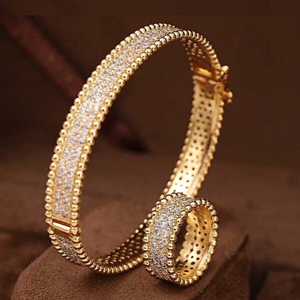 Luxury CZ Gorgeous Bangle and Ring Set Gold Color Display