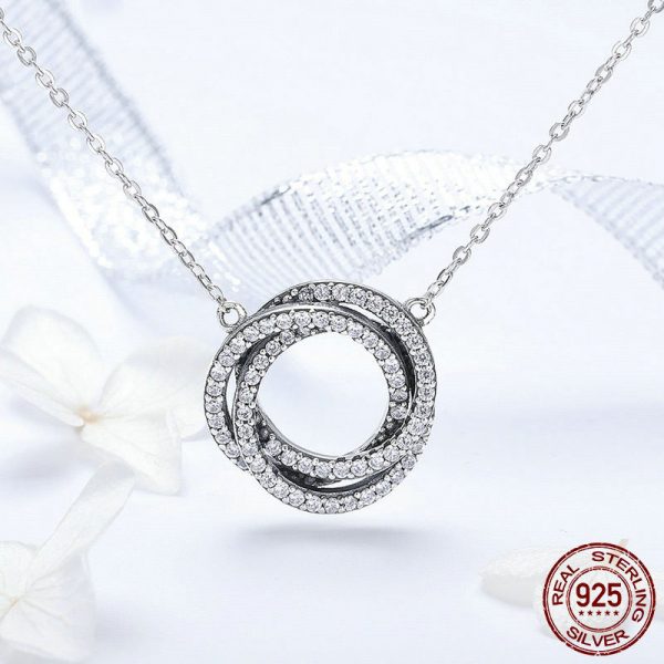 925 silver 3 linked circles necklace display